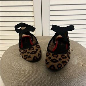 Brown and Black Dress Shoes with Elegant Design